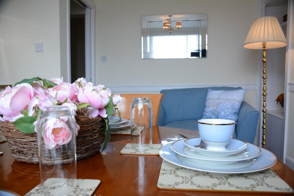 Pier View Self Catering Luxury Apartments 사우스엔드온시 객실 사진