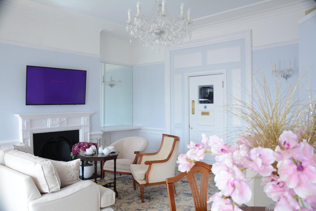 Pier View Self Catering Luxury Apartments 사우스엔드온시 외부 사진