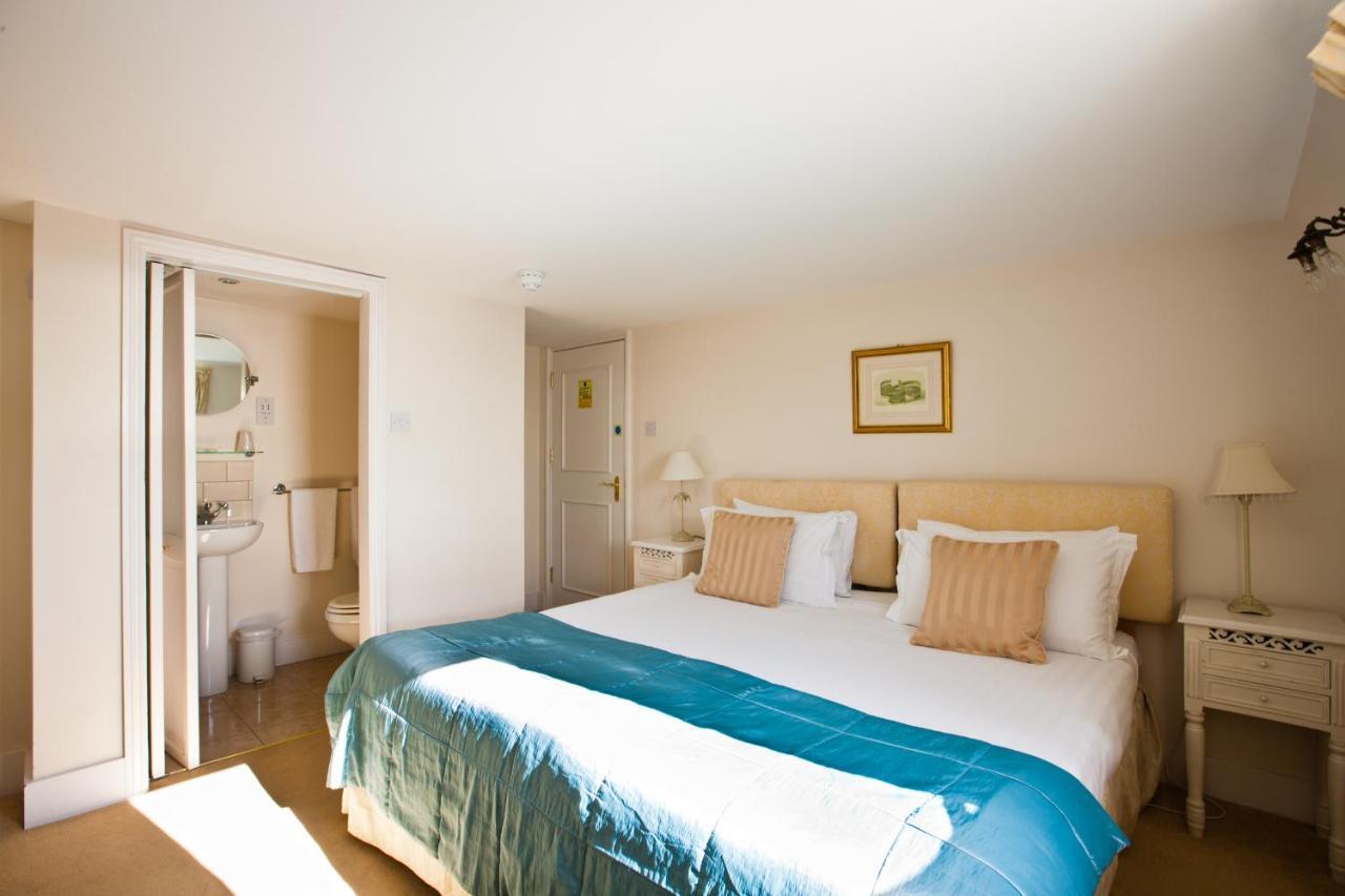 Pier View Self Catering Luxury Apartments 사우스엔드온시 객실 사진